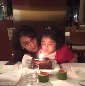 Happy birthday Wife: Rishi Kapoor wishes Neetu