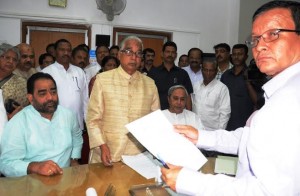Narendra Swain files nomiation for RS by-poll