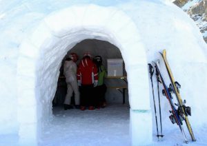 Manali Skiers Claim To Build India's First Igloo