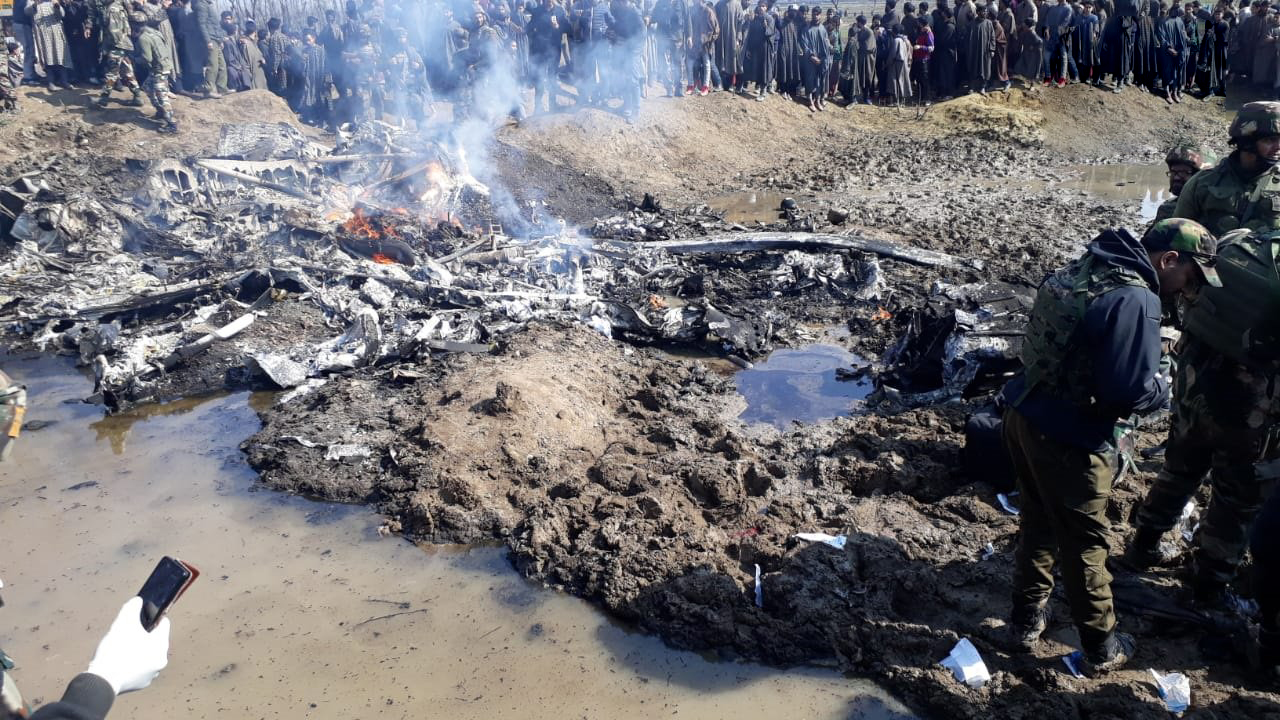 IAF fighter jet crashes at Budgam district in Central Kashmir