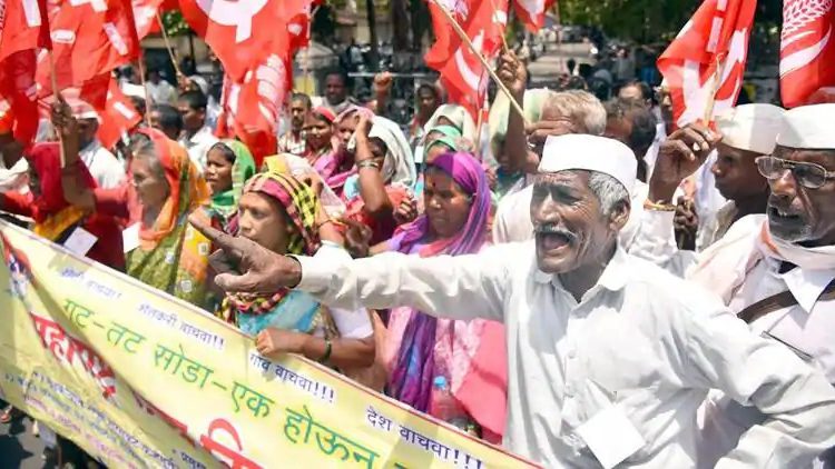Madhya Pradesh Farmers In A Three Days Protest Odisha News Insight