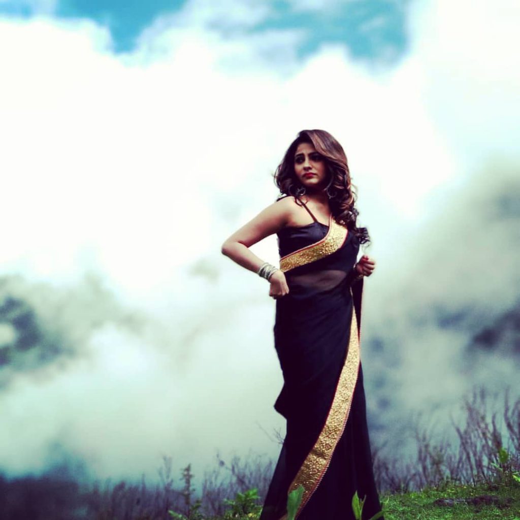 Odia Actress jhilik Bhattacharjee Hot Photos