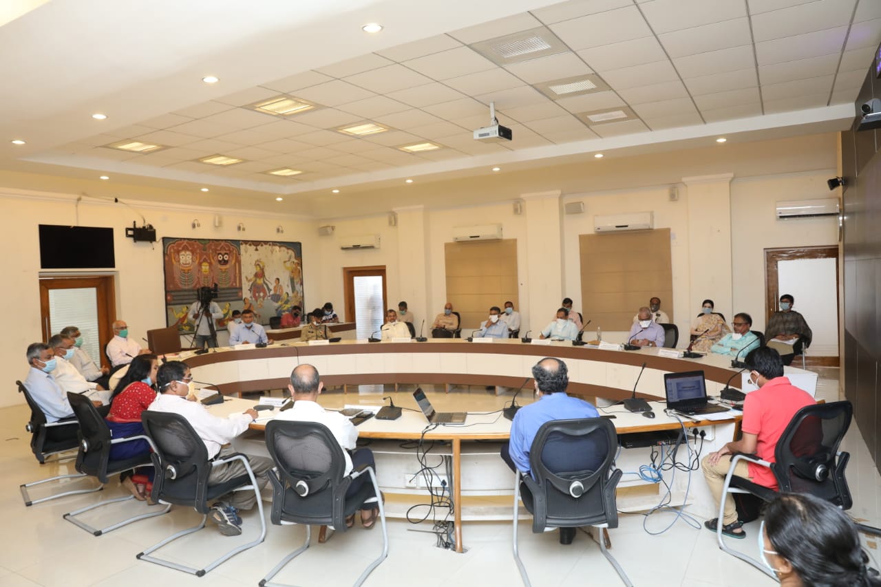Naveen Patnaik COVID19 review meeting in Odisha 2