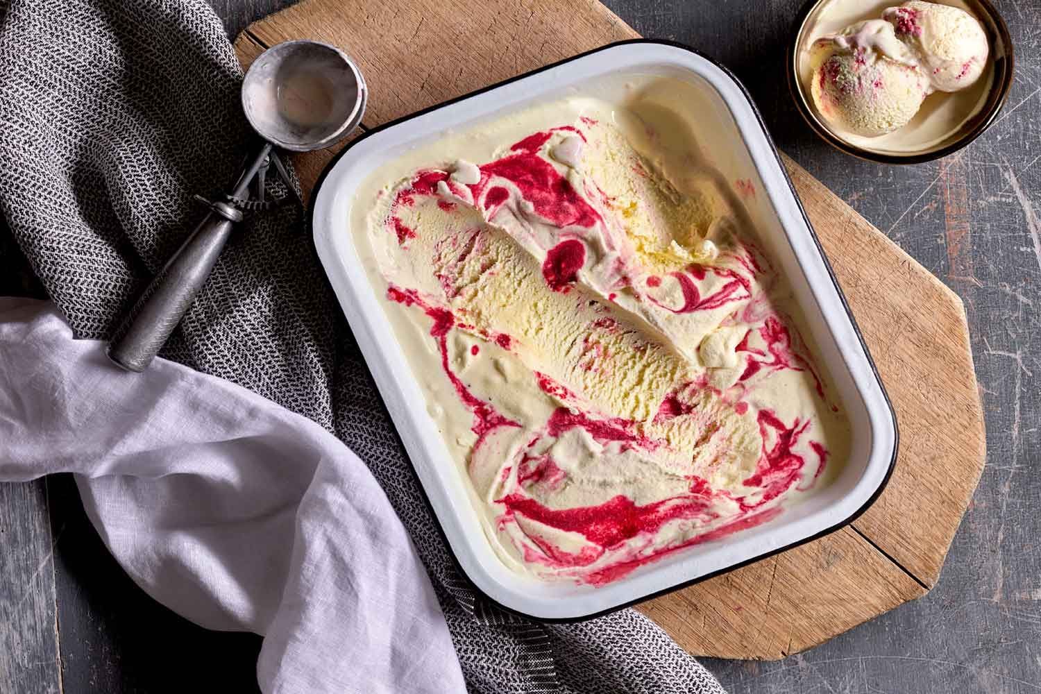 Ice Cream Raspberry Ripple