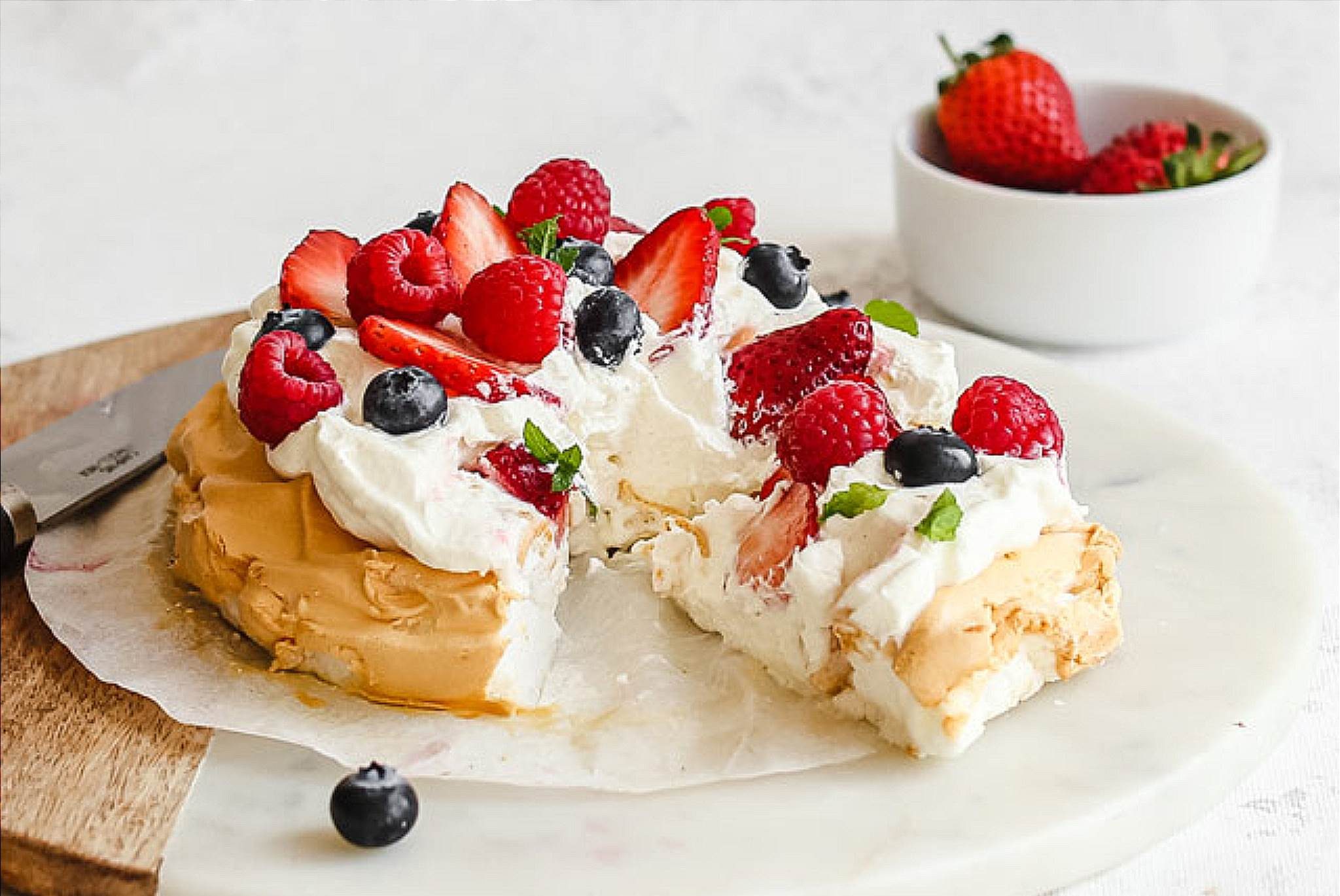Berry Pavlova