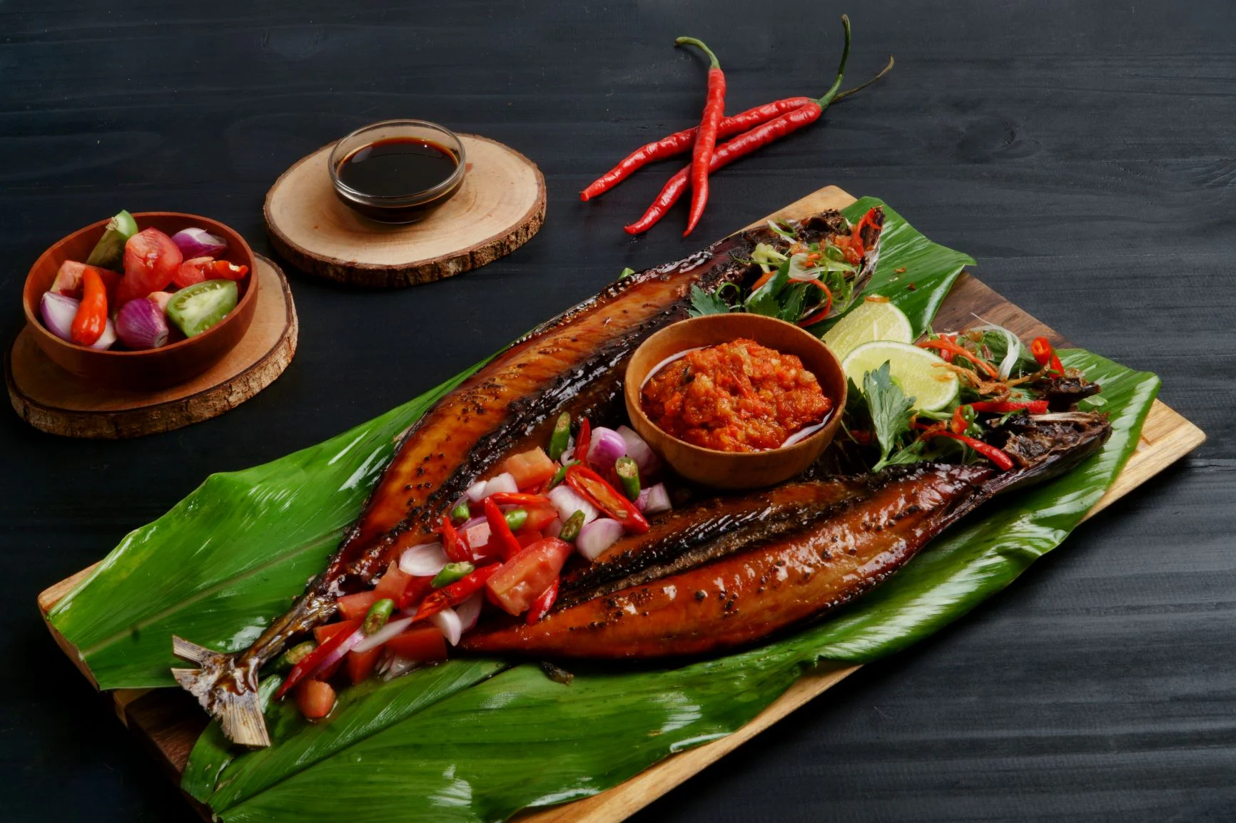 Ikan Bakar: Variasi Sambal Pendamping yang Menggoda Lidah