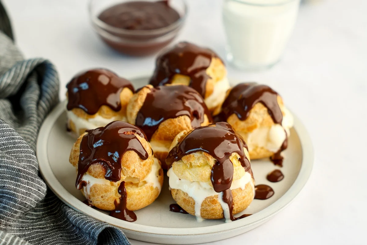 Chocolate Profiterole