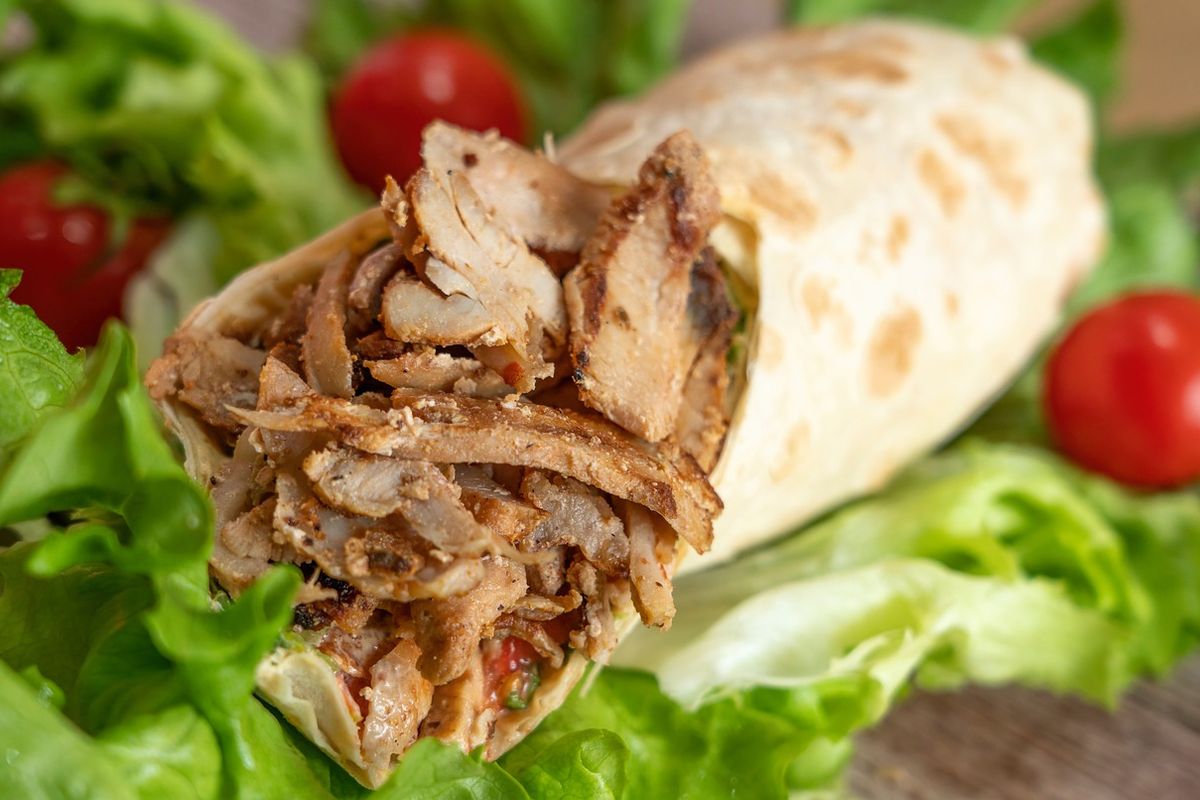 Shawarma Daging Sapi: Tips Marinasi Agar Empuk dan Lezat