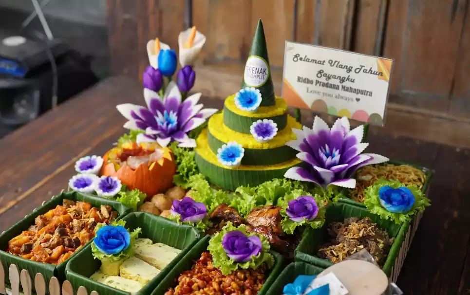 Nasi Tumpeng Premium