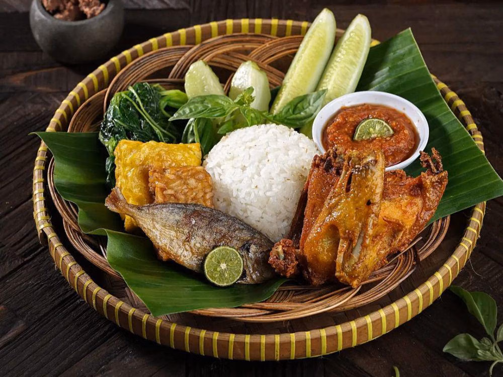 Nasi Tempong