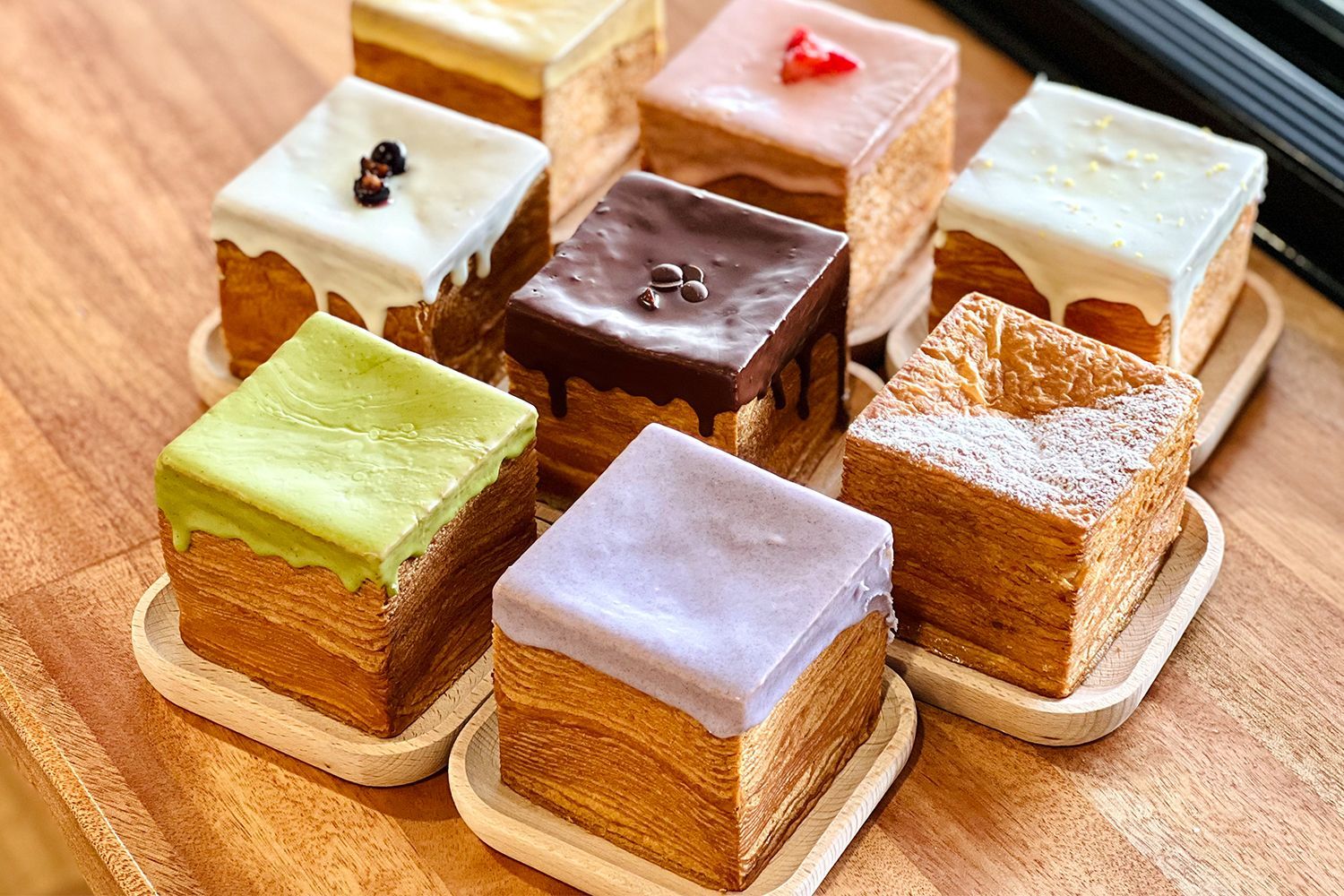 Croissant Cube